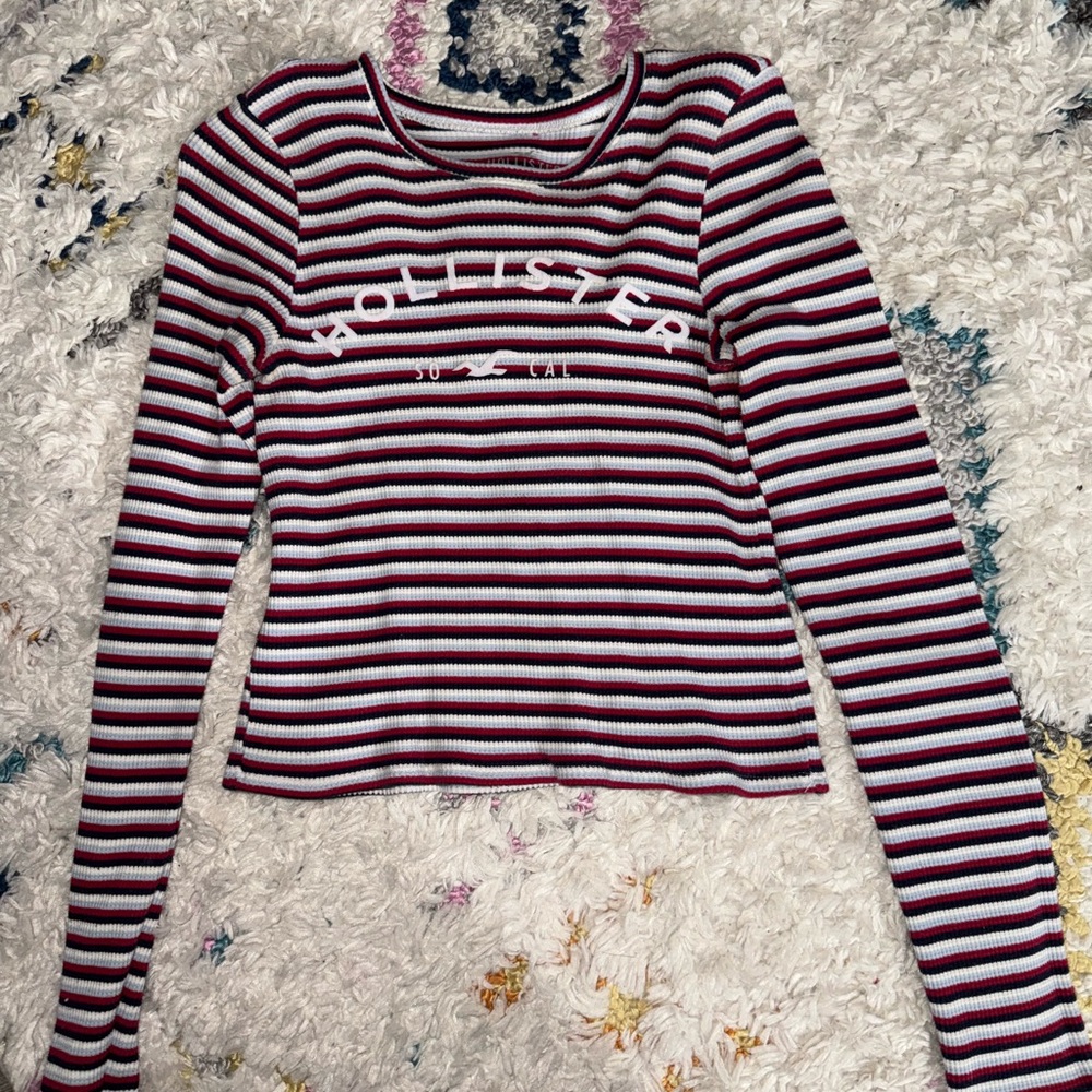 Hollister ribbed cropped stripped tee